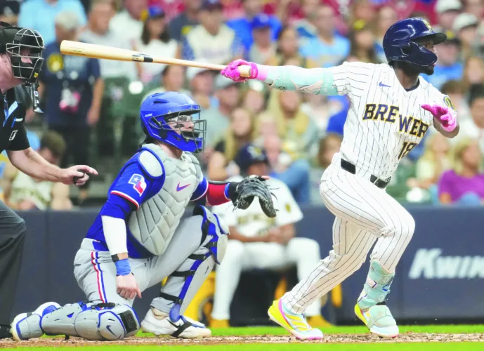Brewers display power early to win Saturday
